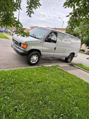 2005 Ford Econoline E250 Cargo - Van