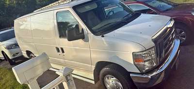 2008 Ford Econoline E150 Cargo - Van
