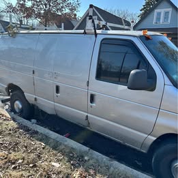 2006 Ford Econoline E350 Super Duty Cargo - Van