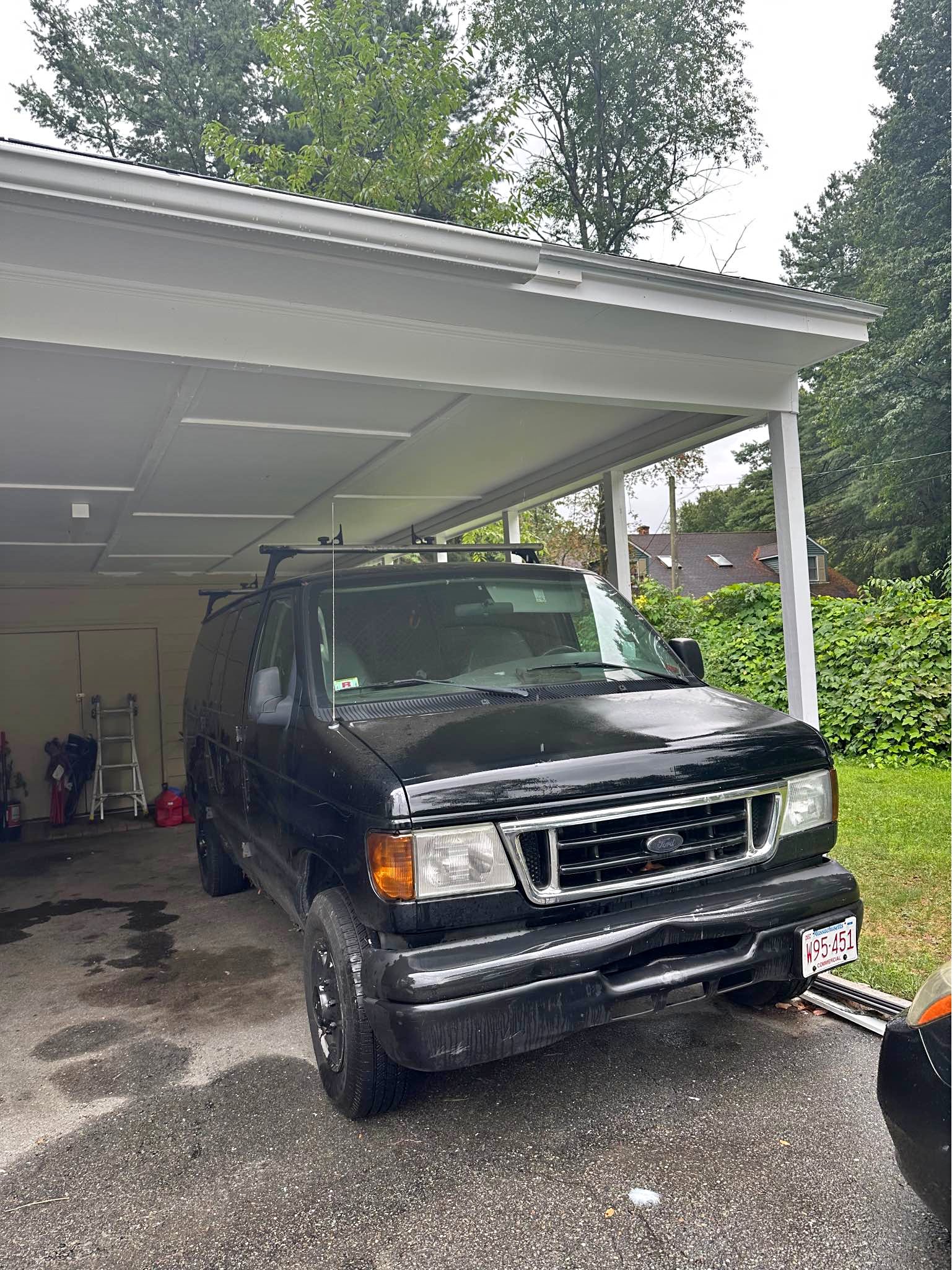 2005 Ford Econoline E250 Cargo - Van