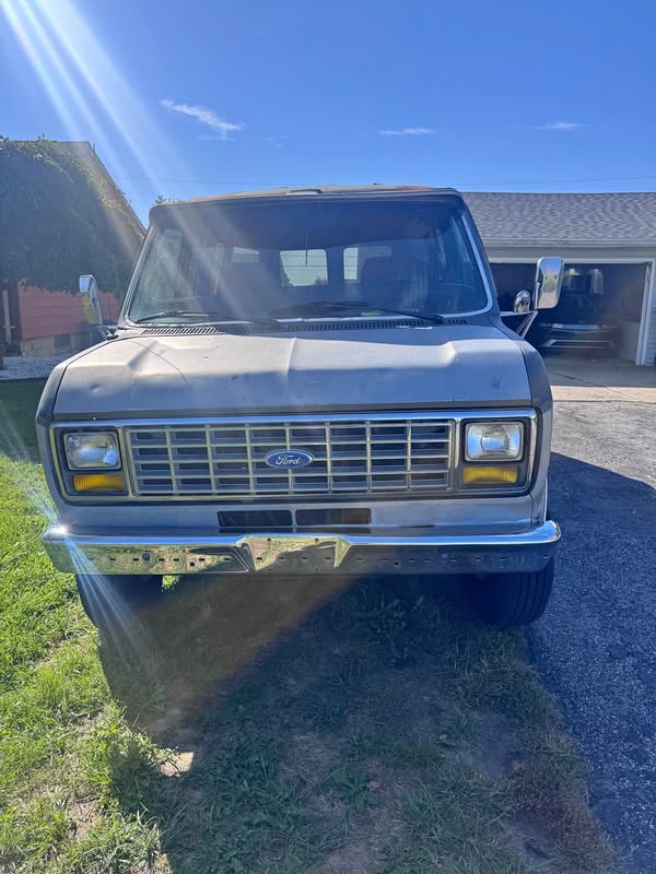 1989 Ford Econoline E350 Super Duty Passenger - Xlt