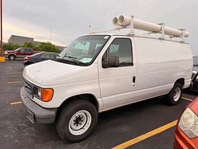 2008 Ford Econoline E250 Cargo - Extended Van