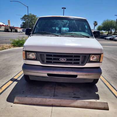 2003 Ford Econoline E150 Cargo - Van