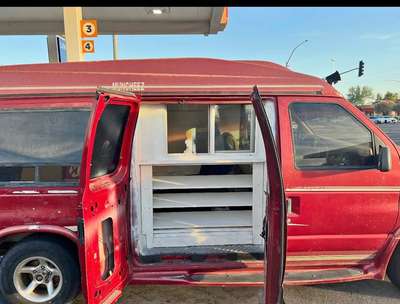1998 Ford Econoline E150 Cargo - Van
