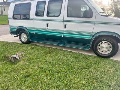 1994 Ford Econoline E150 Passenger - Van
