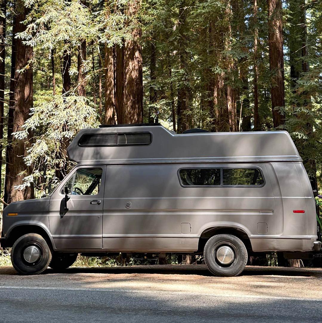 1991 Ford Econoline - Extended Van