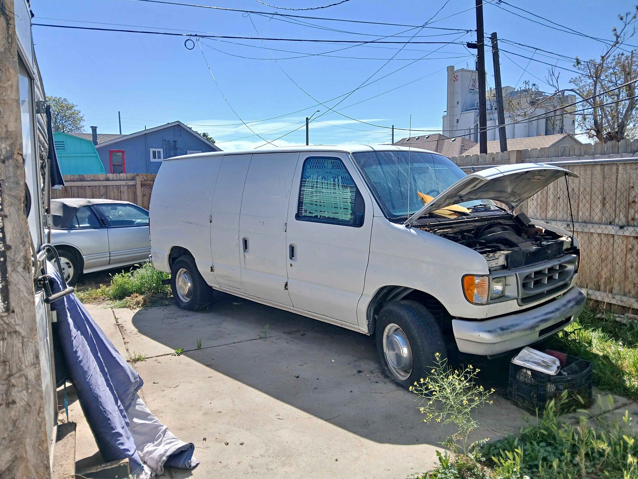 1998 Ford Econoline E150 Cargo - Van