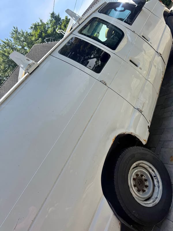 2012 Ford Econoline E350 Super Duty Cargo - Van