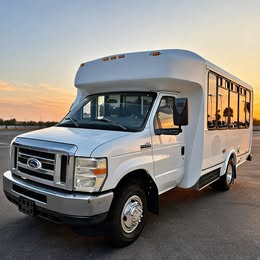 2013 Ford econoline commercial cutaway cutwy \u2014 17k miles