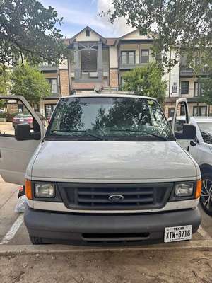 2006 Ford Econoline E250 Cargo - Van