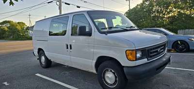 2003 Ford Econoline E150 Passenger - Van
