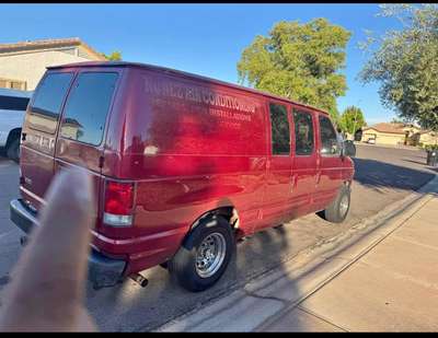 1998 Ford Econoline E150 Cargo - Van