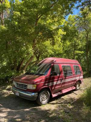 1996 Ford Econoline E150 Passenger - Van