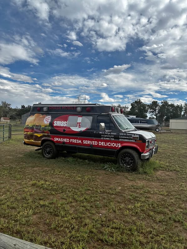 1982 Ford Econoline - Chateau Van 3D