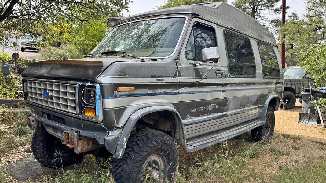 1991 E350 \ufffc Econoline ford idi diesel 4x4 van