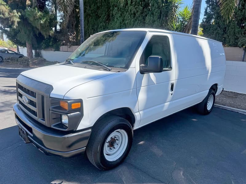 2014 Ford Econoline E150 Cargo - Van