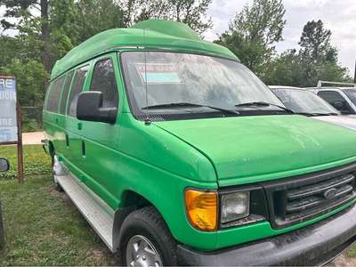 2004 Ford Econoline E250 Cargo - Van