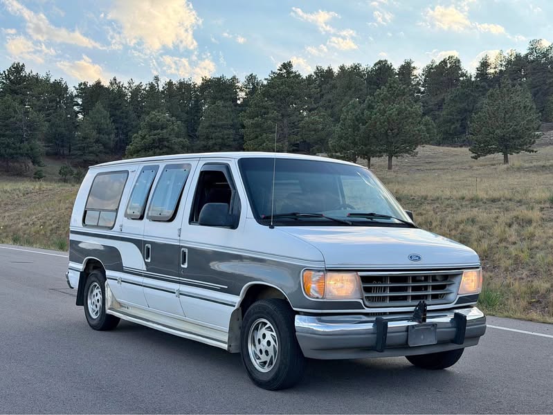 1992 Ford Econoline - Conversion Van