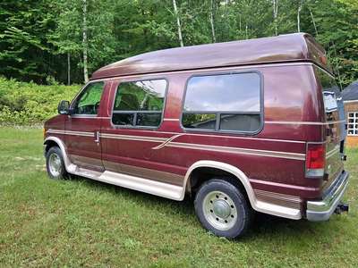 2004 Ford Econoline - Van
