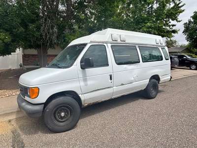 2004 Ford Econoline E350 Super Duty Cargo Van