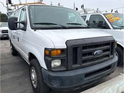 2010 Ford Econoline Van 3D