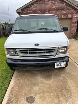 2004 Ford econoline