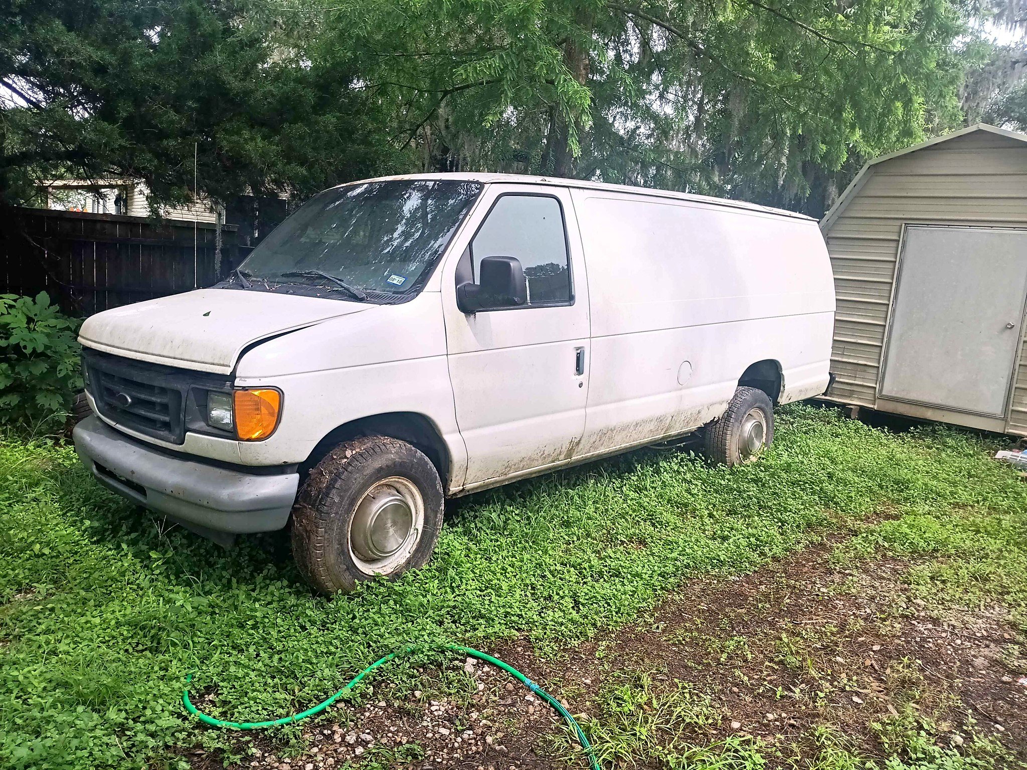 2003 Ford Econoline E350 Super Duty Cargo - Van