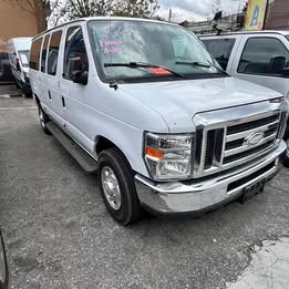 2014 Ford Econoline Wagon