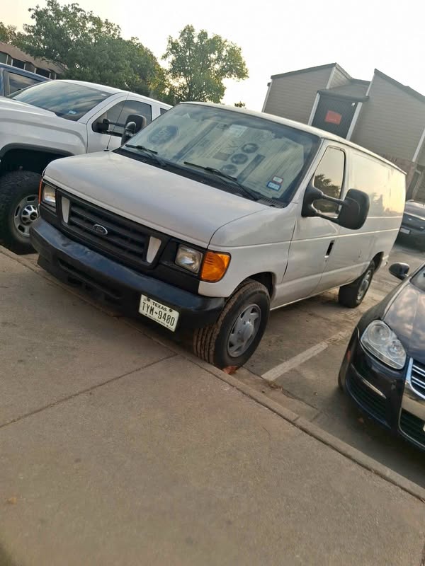 2007 Ford Econoline E250 Cargo - Van