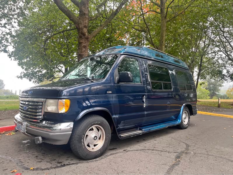1993 Ford Econoline E150 Passenger - Van