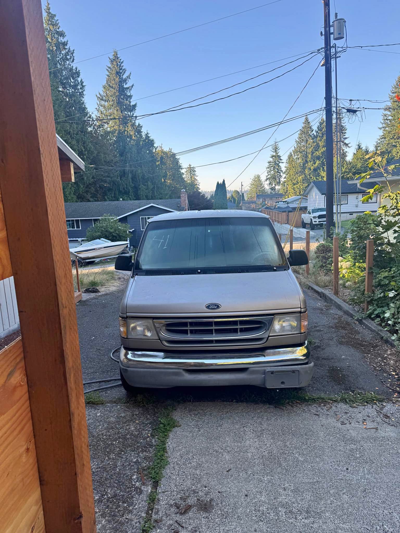 2001 Ford Econoline E150 Passenger - Van