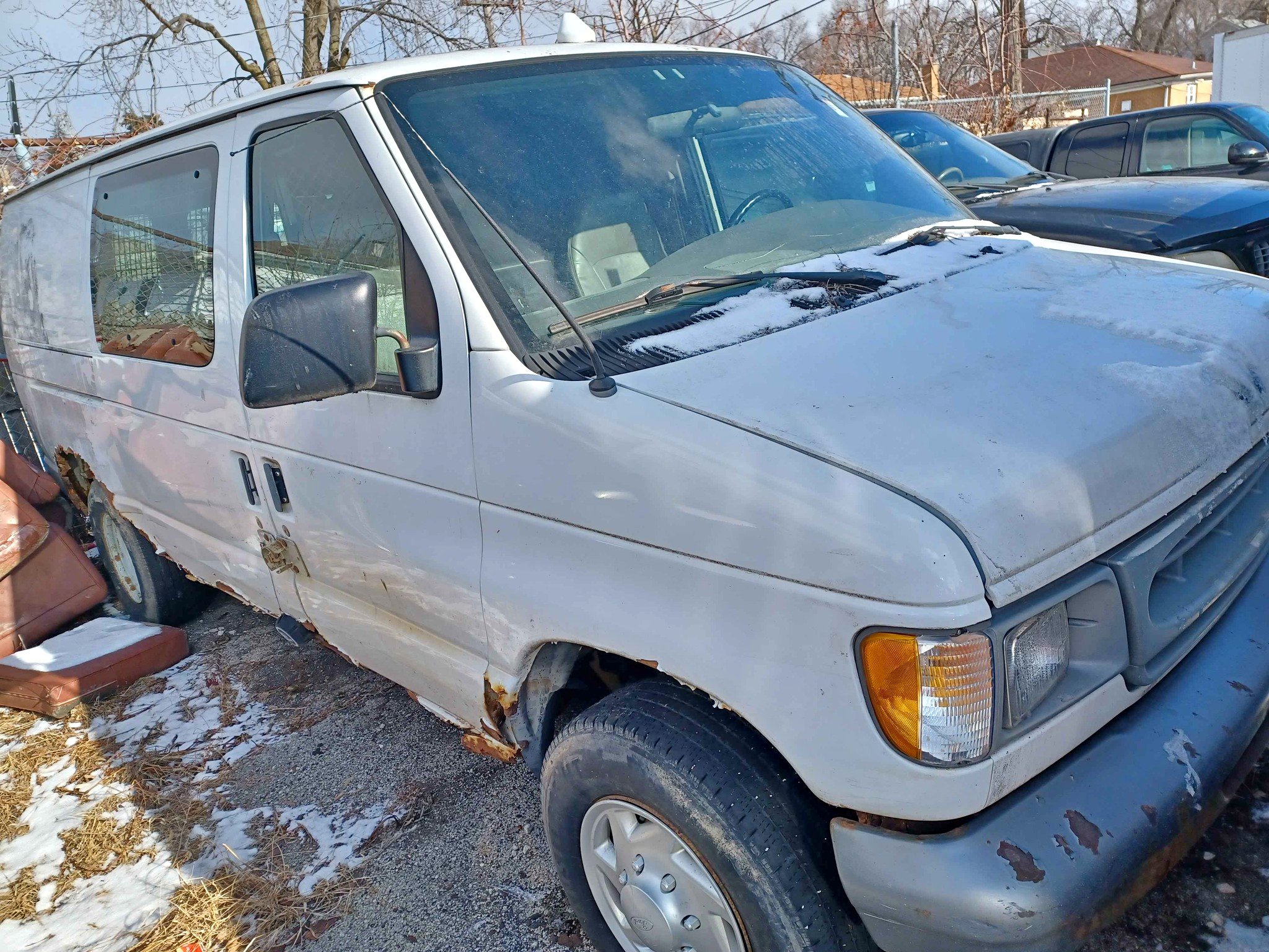2000 Ford Econoline - Super Van