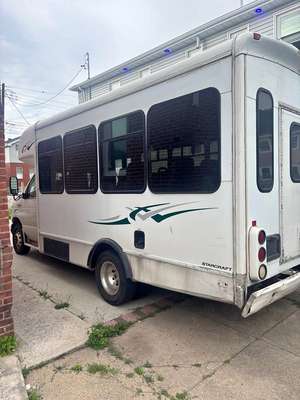 2007 Ford Econoline E150 Passenger - Van