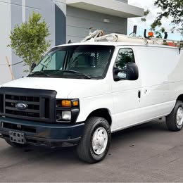 2006 Ford Econoline E150 Cargo - Van