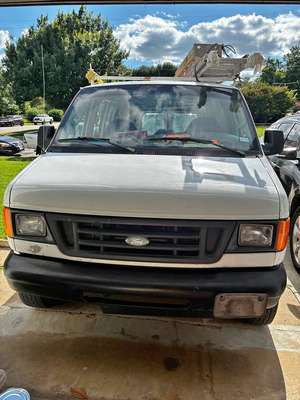 2003 Ford Econoline E250 Cargo - Van