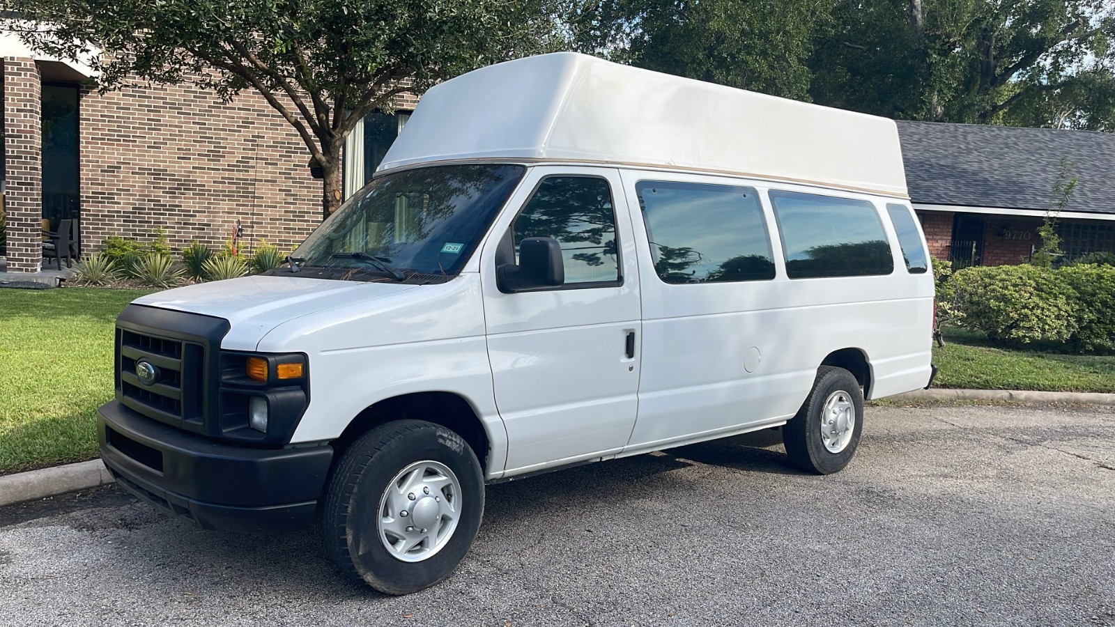 2010 Ford Econoline E250 VAN