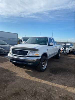2000 Ford Econoline E150 Cargo - Van