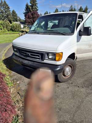 2006 Ford Econoline E150 Cargo - Van