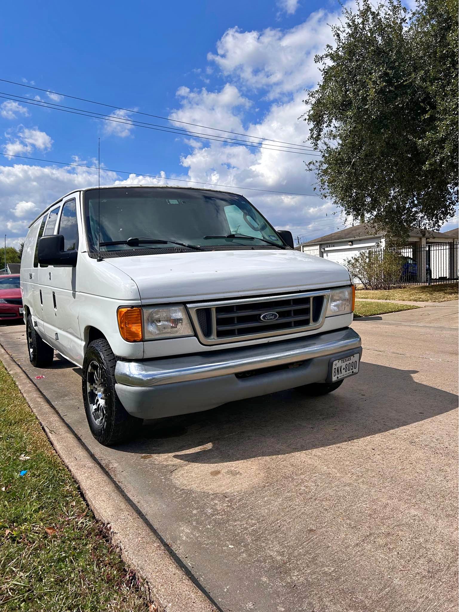 2006 Ford Econoline E150 Cargo