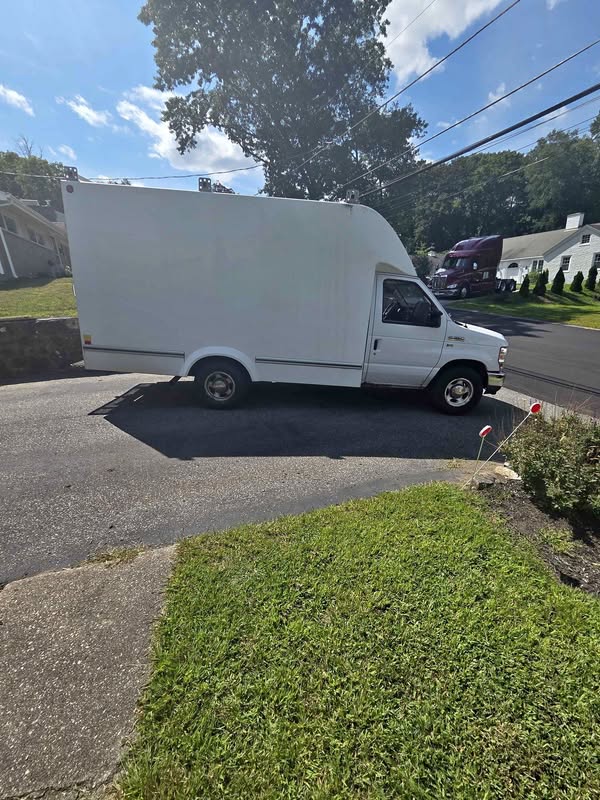 2014 Ford Econoline E350 Cargo - Cutaway