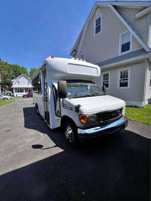 2006 Ford Econoline 450