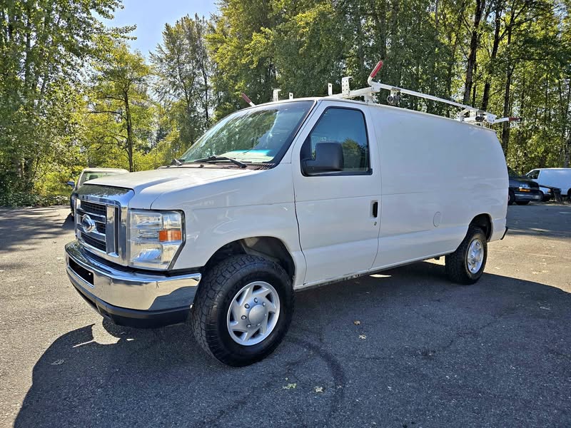 2012 Ford Econoline E250 Cargo - Van