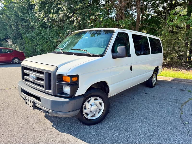 2008 Ford Econoline E150 Cargo - Van