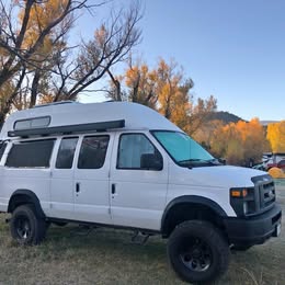 2009 Ford 4x4 E350 EB Econoline