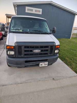 2011 Ford Econoline E350 Super Duty Cargo - Extended Van