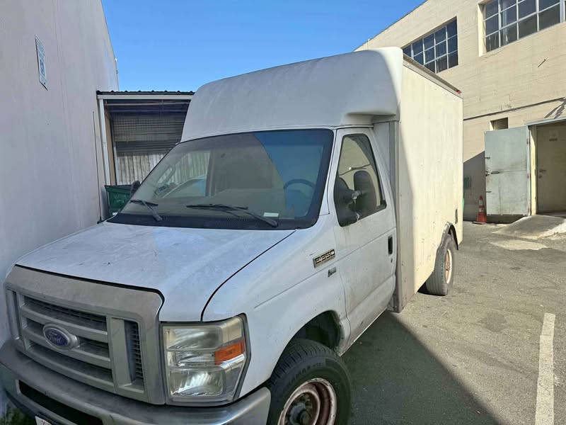 2011 Ford Econoline E350 Super Duty Cargo