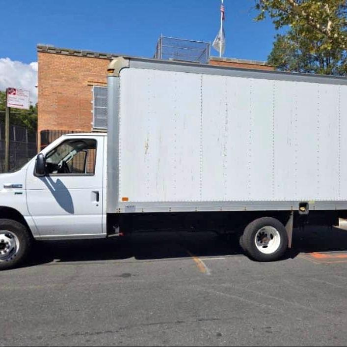 2013 Ford Econoline - E-350 Super Duty