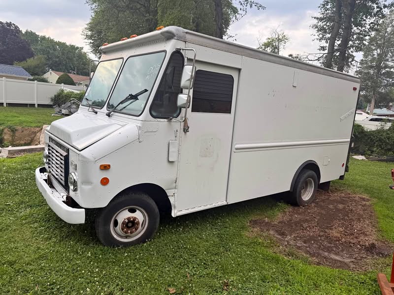 1996 Ford Econoline E350 Super Duty Cutaway - Grumman