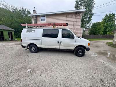 2006 Ford Econoline E250 Cargo - Van