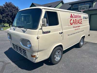 1966 Ford Econoline - Super Van